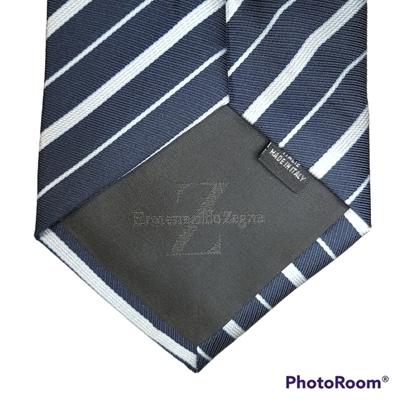 Ermenegildo Zegna Striped Silk Tie - Picture 3 of 6